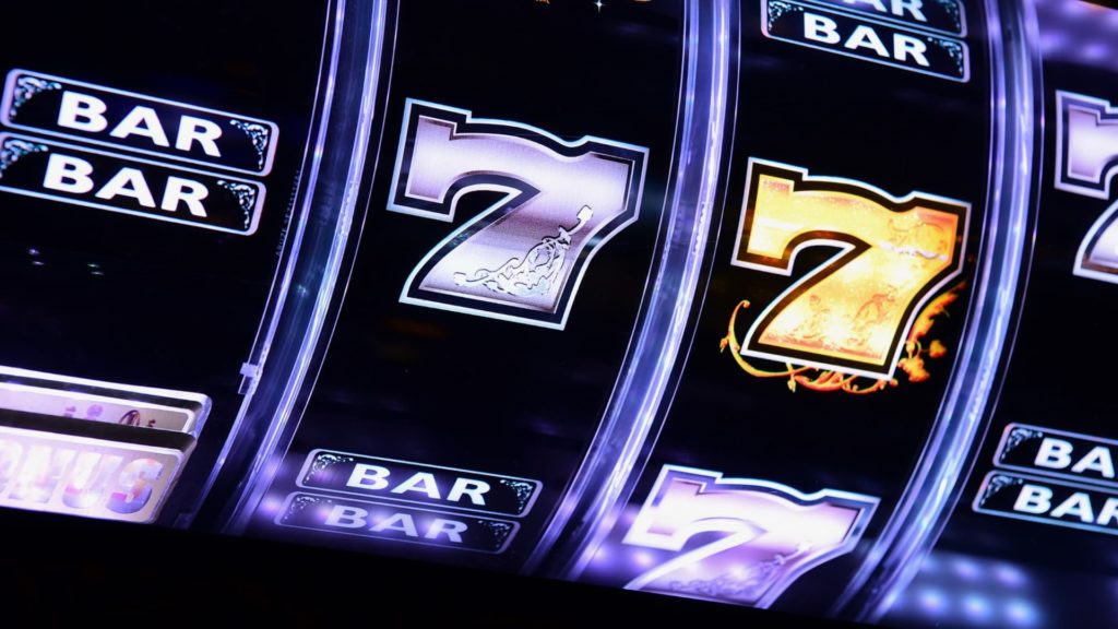 How win on slot machines? What are slot machines?