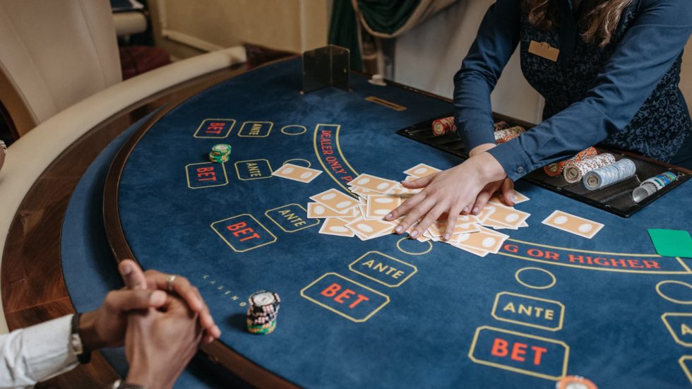 How to play Baccarat? 5 Winning Strategies, Rules to Follow | Beginner's Guide